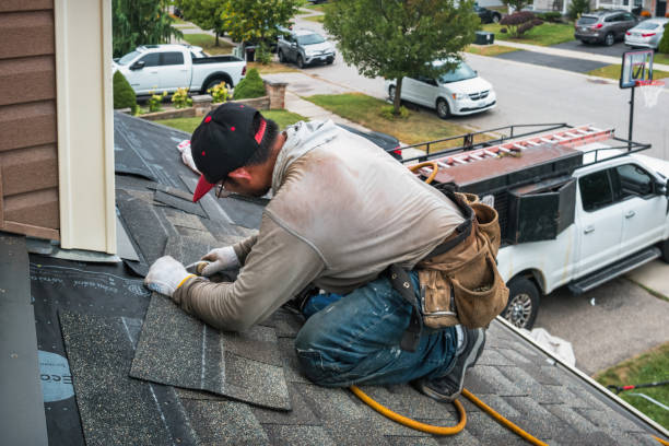 Professional Flat Roof Repair technician working in Mc Graw, NY